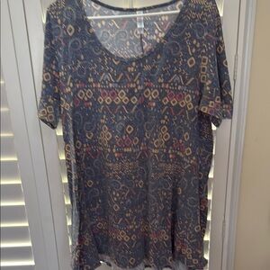 LuLaRoe Blue Relaxed Short Sleeve T-Shirt